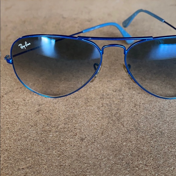 metallic blue aviator sunglasses